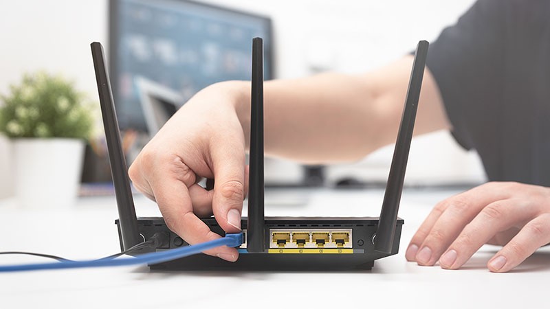 Khởi Động Lại Modem Wi-Fi Thường Xuyên
